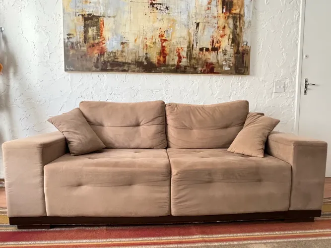 Vendo sofá 3 lugares em bom estado