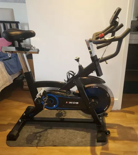 Bicicleta Ergométrica Spinning Kikos F7i