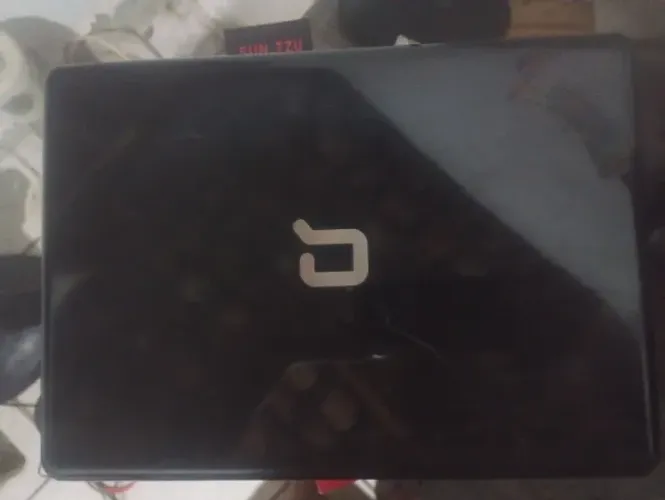 Notebook HP Compaq CQ50 p/ Peças - Não Liga - Tela e Carcaça Boas
