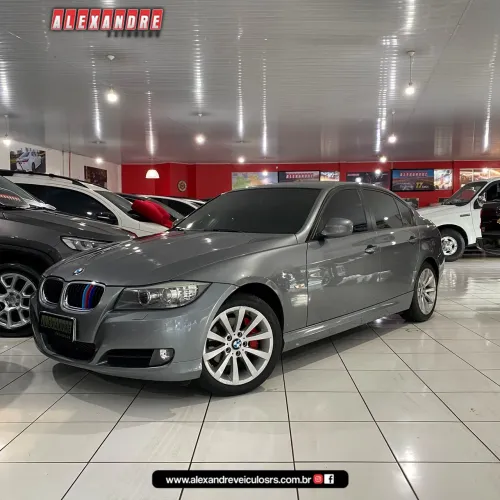 BMW 320I A 2010