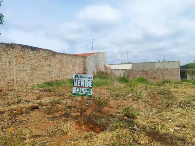 Terreno Padrão em Bady Bassitt