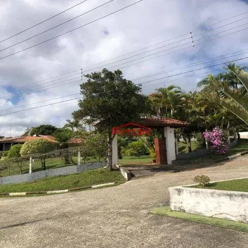 Casa Térrea a venda 03 quartos 01 suíte - Pouso Alegre - Santa Isabel/SP