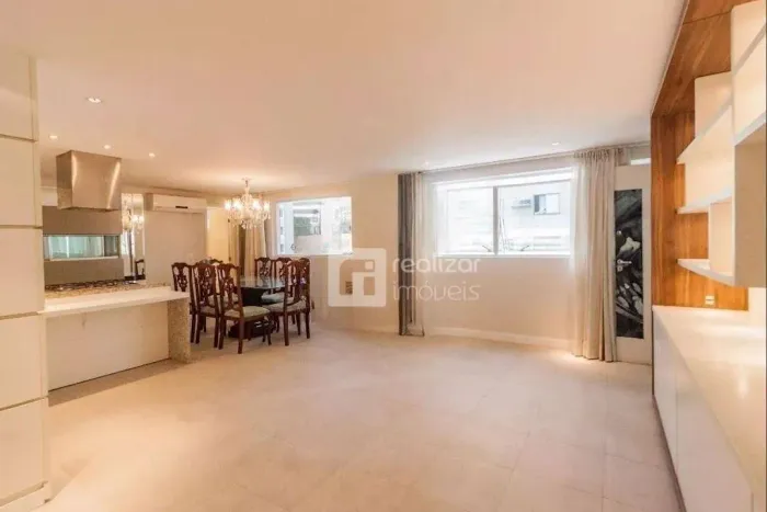 Apartamento com 2 dormitórios à venda, 99 m² por R$ 1.950.000,00 - Centro - Florianópolis/