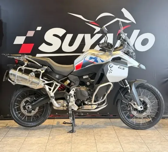 BMW F900GS ADV PLUS