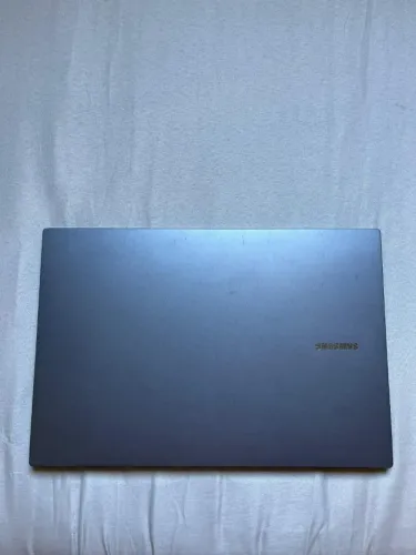 Notebook Samsung Galaxy Book4, Windows 11 Home, Intel® Core? i3, 4GB, 256GB SSD, 15.6``