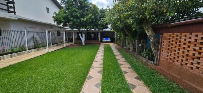 Casa com lindo pátio em novo Hamburgo
