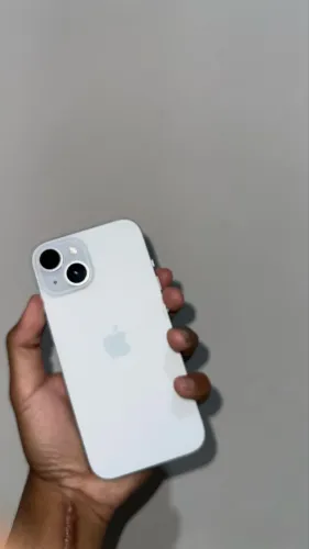 iPhone 15 Blue