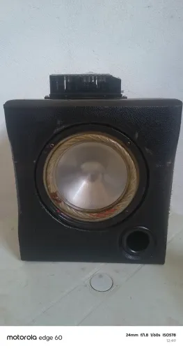 Subwoofer com potência Jbl