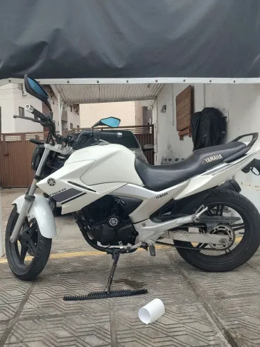 Moto Fazer 250 cc