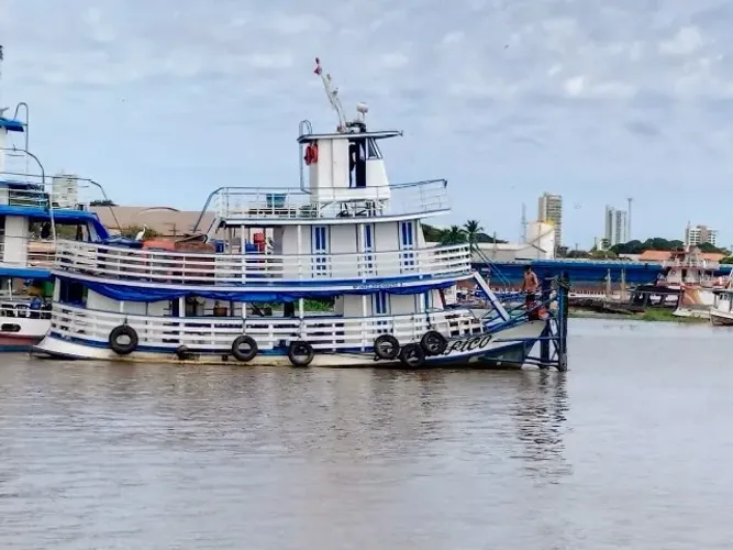 Empurrador para venda ou locação 