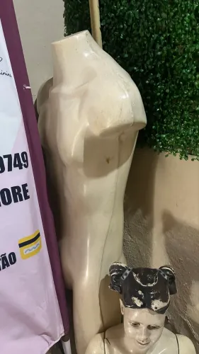 Maniquim de loja