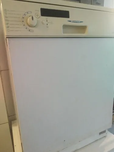 Lava Louças Brastemp Split Wash pra retirar peças
