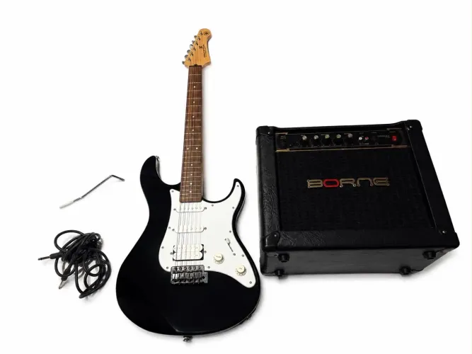 Guitarra Yamaha Pacifica + Amplificador BORNE + acessórios