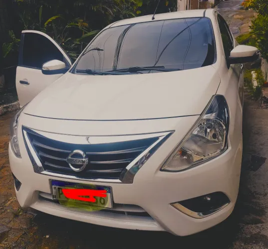 Nissan Versa Unique 1.6 16V Flexstart 4P Aut. 2017