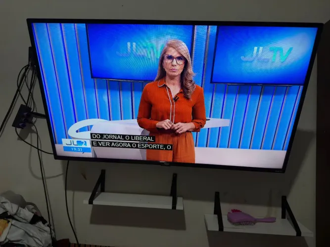 Tv 43 polegadas AOC Roku.
