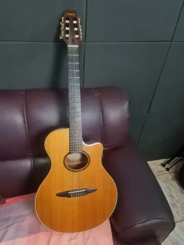 Violao de nylon yamaha Apx 5NA