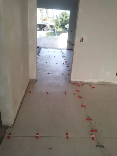 Pedreiro e ladrilheiro 