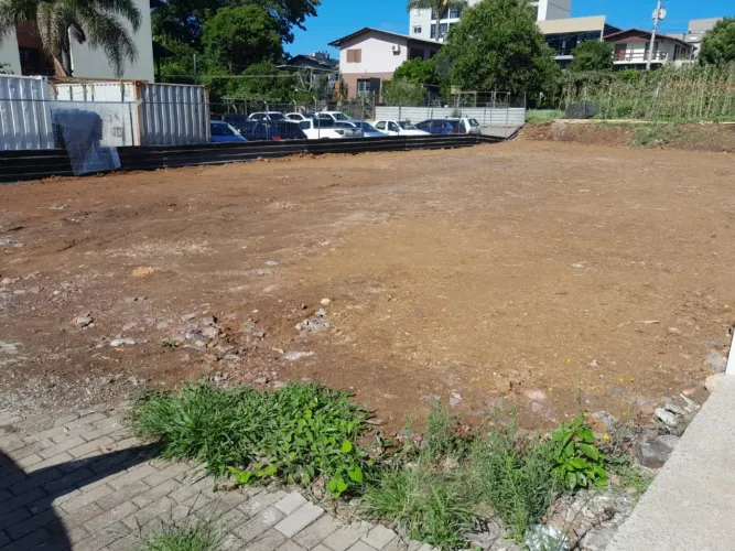 CAXIAS DO SUL - Terreno Padrão - SANTA LÚCIA