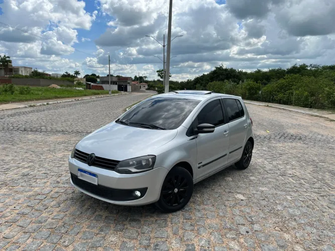 Volkswagen Fox Prime/higli. 1.6 Total Flex 8V 5P 2011