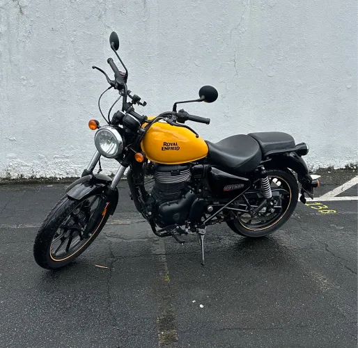 ROYAL ENFIELD METEOR 350 2023 - ÚNICO DONO