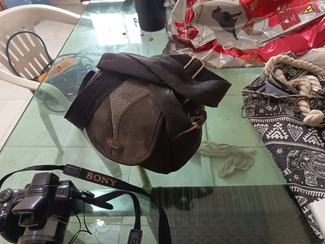 Câmera Sony Cyber-Shot