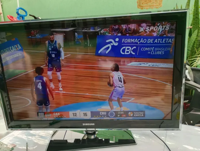 Tv Samsung 40 ln40d530 em perfeito estado