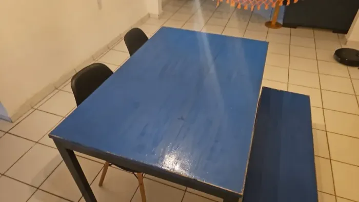 Mesa de Madeira com Estrutura de Ferro + Banco