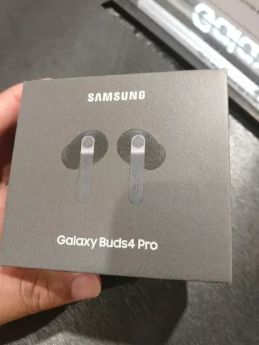Fone bluetooth original Galaxy Buds 4 Pro lacrado