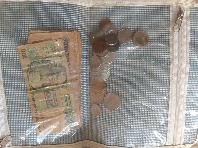 Vendo pacote de peças cruzeiro e notas de cruzeiro