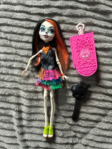 Monster high Skelita G1