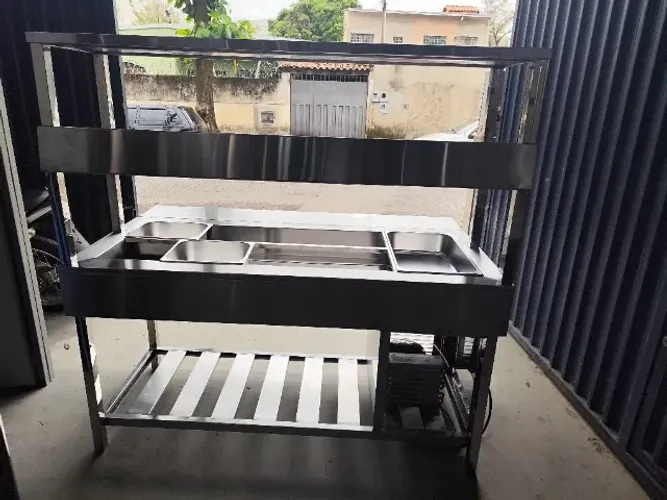 Ilha central inox com prateleiras 2,20 m