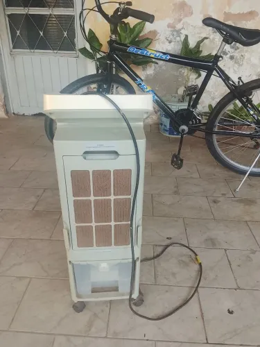 Vendo climatizador de ar bem conservado interessados só chamar