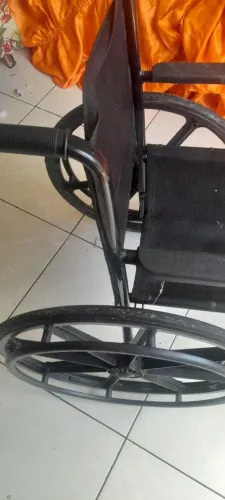 CADEIRA DE RODAS PRONTA PRA USO