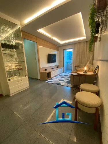 Apartamento de 3 quartos, elevador , varanda e lazer em Jardim da Penha.