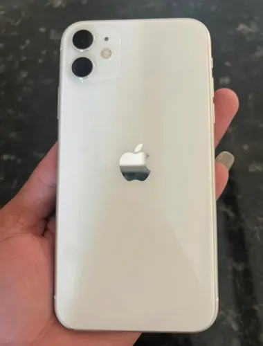 Vendo iphone 11 branco