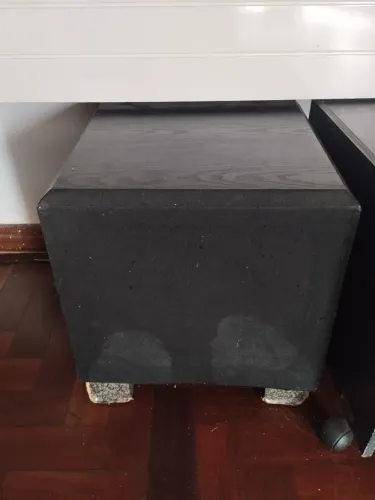 Subwoofer Velodyne ativo 100w RMS