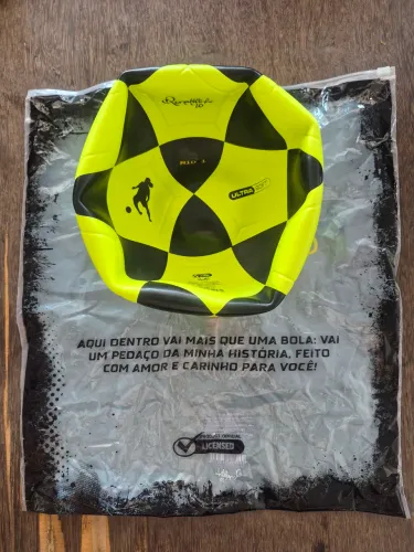bola de futebol ronaldinho r10 amarela e preta