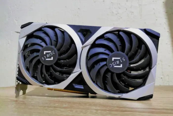 AMD Radeon RX 6600 8GB 51Risc - Seminova com caixa