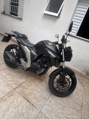 Yamaha FZ25 250 Fazer Pantera Negra Flex 2023