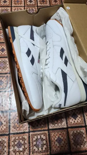 Tênis Reebok (novo na Caixa)