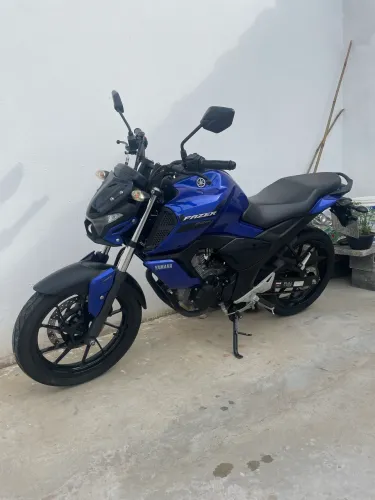 Yamaha FZ15 ABS 2024 | 9.473 km | Único dono | Impecável