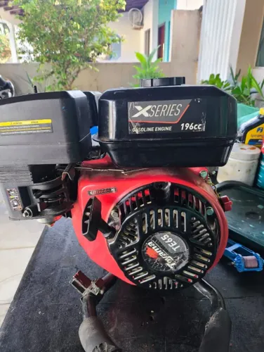 Motor rabeta 6.5 Toyama semi novo completo