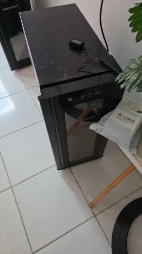 Adega Brastemp 10 garrafas,Grantia de 90 dias