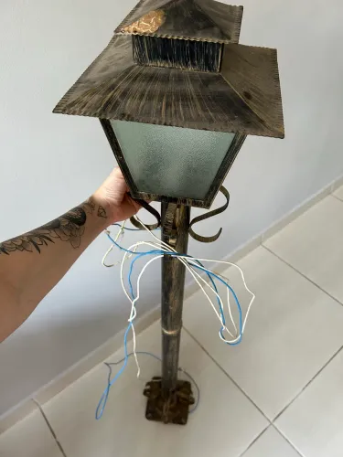 Poste de luz para Jardim