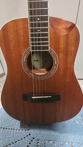 Violão Seizi Akira Baby