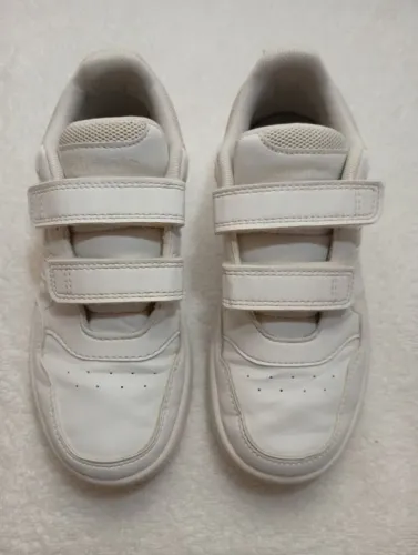 Tênis Adidas original Tam 30