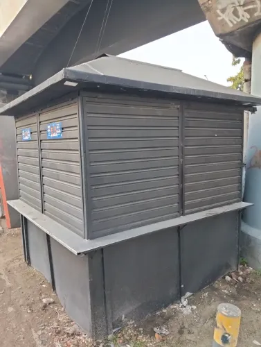 Vende se um trailer
