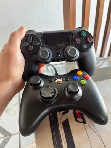 Controles para PC, PS4, Xbox 360 e TV