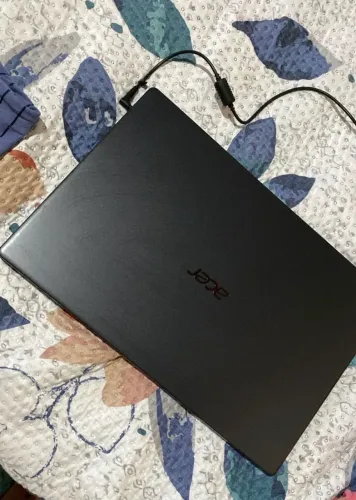 Vende-se notebook acer 