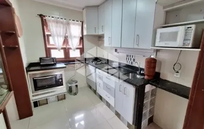 APARTAMENTO 70M² 2 DORMITÓRIOS NA PRAIA DE CANASVIEIRAS 700M DO MAR